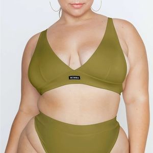 MOMMA Kahlo Lounge Top